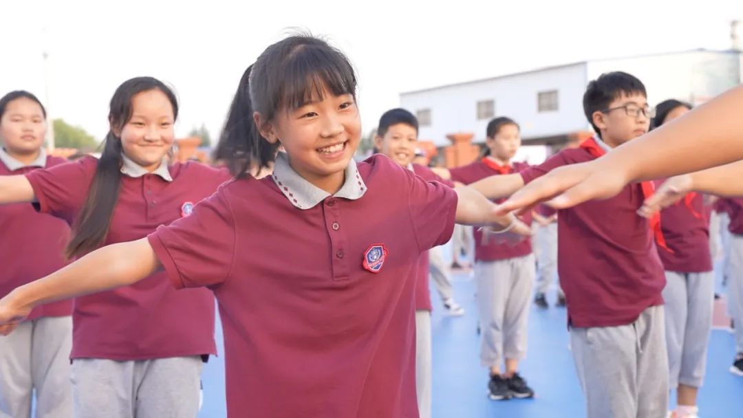 快乐运动,秀出风采丨徐州普汇双语学校特色艺术操活动展示 